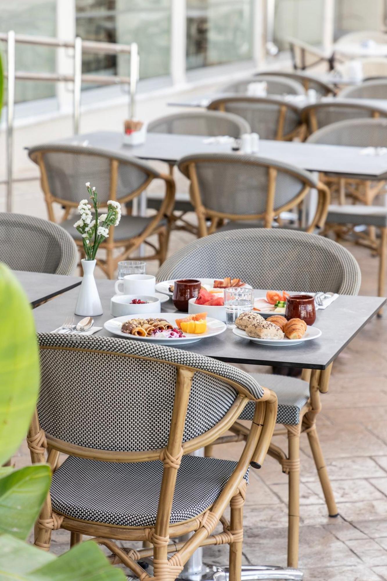 Hotel Louis Paphos Breeze Klorakas Exterior foto
